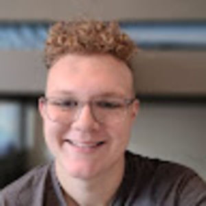 Meet your Posher, Zach